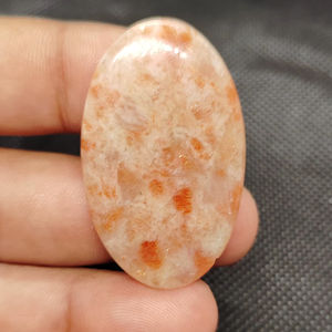 พลอย Sunstone สีส้มธรรมชาติขัดเรียบสำหรับทำเครื่องประดับอัญมณีรุ่น126 5-8มม. - Product Image 1