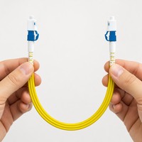 Cordon de brassage fibre optique duplex SC-LC UPC de haute qualité G652D monomode 3,0 mm avec gaine LSZH pour télécommunications FTTH