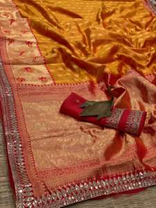 Nouvelle variété Evergreen Designer Outfit haute sur demande meilleur Banarasi soie Saree Blouse avec broderie travail fabrication de l'Inde - Product Image 4