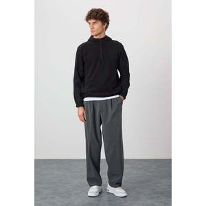 เสื้อสเวตเชิ้ตผ้าฟลีซสีดำทรงมาตรฐานสำหรับผู้ชาย Air Jones - อบอุ่น สวมใส่สบาย และมีสไตล์สำหรับการสวมใส่แบบลำลอง - Product Image 1