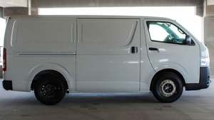 Nuevo Minibús Toyo Ta 2025, Techo Estándar, Volante a la Izquierda, Motor Diésel 2.7L V4, Tracción Trasera, Emisión Euro 6, Transmisión Manual, para Pasajeros - Product Image 4