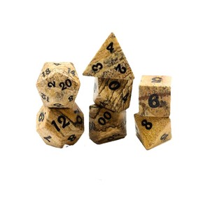 Jeu de dés en pierre de jaspe avec image gravée personnalisée Pierre précieuse naturelle avec dés en cristal au design viking - Product Image 1