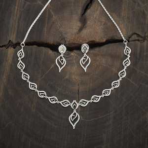 Party-Ready Zircon <b>Statement</b> <b>Necklace</b> - Product Image 2