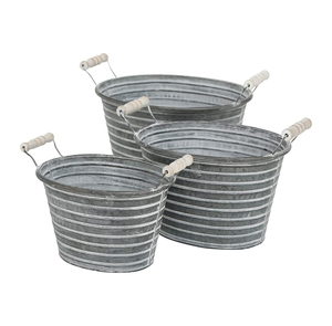 Jardinière de fleurs en métal galvanisé gris de forme ovale avec manche en bois pour les jardinières de décoration d'entrée et de jardin à la maison - Product Image 1