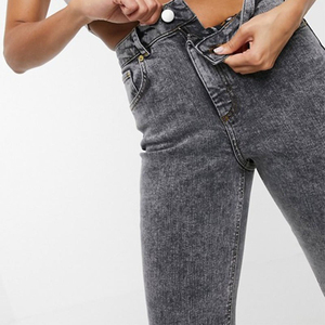 Pantalones vaqueros rectos de cintura alta de otoño 2025 para mujer y moda con cremallera transfronteriza de los Estados Unidos OEM ODM con servicio - Product Image 3