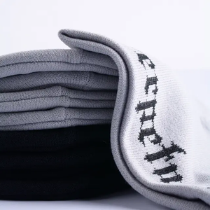 Bonnet d'extérieur en jacquard pour hommes et femmes, tuque à motifs de lettres bloquant les couleurs, chapeau tricoté d'hiver chaud et confortable - Product Image 5