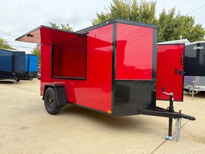 Remorque de transport fermée rouge 7x16 à nez en V, double essieu, freins électriques, pack Blackout, spoiler inclus - Product Image 6