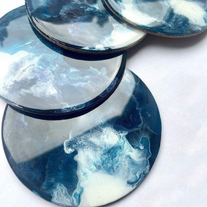 Posavasos de Té Redondos de Resina con Núcleo de Latón, Diseño Único y Fantástico, Precio de Mayoreo en India, Más Vendido - Product Image 4