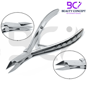 Boîtier en acier inoxydable noir avec fermeture éclair pour un ensemble professionnel et durable de soins des pieds, 7 pièces, instruments de podologie de haute qualité - Product Image 3