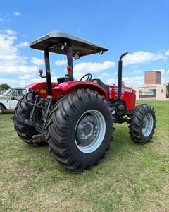 Tracteur agricole industriel d'occasion Massey Ferguson 4408 42 CV Rouge 4x4 à transmission intégrale avec garantie de 3 ans sur le moteur - Product Image 6