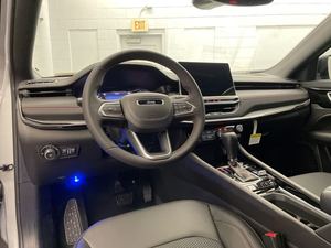 4WD จี๊ปเข็มทิศ trailhawk ใช้2025สะอาดมากพร้อมเบาะหนังระบบนำทางด้วยบลูทูธ - Product Image 5