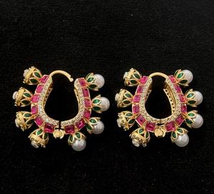 Impresionantes Pendientes Kundan Chapados en Oro de la Mejor Calidad, Estilo Tradicional, Colecciones para Bodas y Fiestas para Mujeres y Niñas - Product Image 1