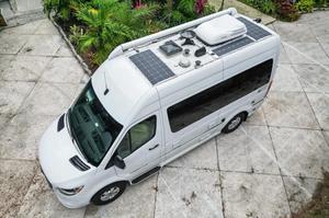 รถตู้โดยสาร2500สปรินเตอร์ใหม่เบาะหนังกล้องหลังพวงมาลัยซ้าย - Product Image 3