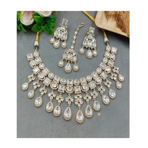Stylish Classic Traditional Gold Plated Brass Moissanite Sparkling <b>Pearl</b> <b>Necklace</b> <b>Earring</b> Tikka Set Women's Wedding Gift Parties - Product Image 1