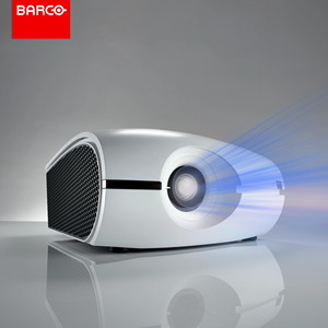 Soldes Exceptionnelles : Projecteur 4K Barco de Marque Prestigieuse avec 10000 Lumens et Garantie de 3 Ans - Projecteur Multimédia 3D pour Extérieur et Mapping - Product Image 3