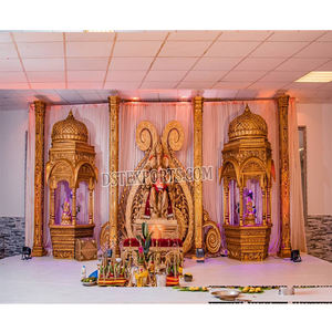 Décor de scène de mariage à thème indien élégant Décoration de scène de réception de mariage indien du sud Décoration de scène de fiançailles de mariage marathi - Product Image 1
