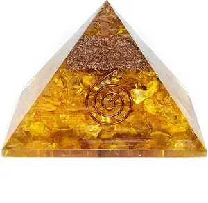 Vente en gros d'agate naturelle Citrine Orgone Pyramide Reiki chargée de baguette de cristal et de pyramide d'orgonite en cristal de cuivre