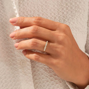 Bague de fiançailles en argent 925 avec diamant moissanite rond de style féminin luxueux, bagues de mariage de luxe, cadeau pour femme - Product Image 4