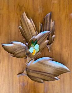 Plateau de service en bois d'acacia écologique à 4 sections, design feuille - Product Image 5