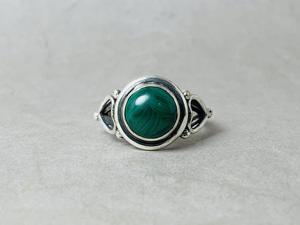 Nouvelle bague en pierres précieuses malachite chaude 925 en argent Sterling 925 nouveauté bijoux en argent pierre verte bagues minimalistes bagues personnalisées - Product Image 3