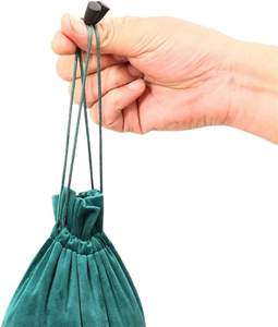 กระเป๋าสตางค์กำมะหยี่แฟชั่นสำหรับคริสต์มาสงานแต่งงานและปาร์ตี้กระเป๋าผ้าไหมสุดหรู OEM ผลิตในเวียดนาม - Product Image 3