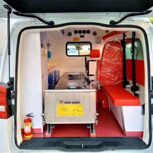 Ambulance Diesel d'Occasion Haut de Gamme Entièrement Équipée, Équipement Médical de Premier Plan, Transmission Manuelle, Émissions Euro 4, Personnalisable - Product Image 4