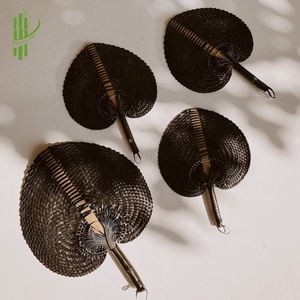 100% ธรรมชาติไม้ไผ่ทำมือแฟนสีน้ำตาลรูปหัวใจพัดลมมินิขนาดเล็กมือถือพัดลมพายฤดูร้อนหลายขนาด - Product Image 2