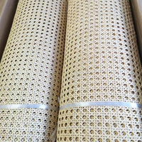 Correas de ratán Material natural y sostenible hecho de hebras de ratán tejidas de Vietnam