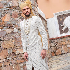 Lo último de 2023, Blanco Sherwani de talla grande con hermoso bordado, ropa transpirable para boda/Fiesta, incluidos zapatos a juego - Product Image 1