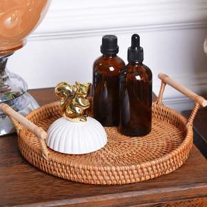 Merveilleux plateau de service moderne en rotin de bambou vaisselle faite à la main pour la décoration de maison de ferme de stockage - Product Image 1