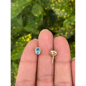 ต่างหูบลูโทแพซทรงกลม ทอง 14k ประดับขอบแบบ Bezel สไตล์วินเทจทันสมัย ดีไซน์ศาสนา ชุบโรเดียม ทำจากสแตนเลสสตีลและทองเหลือง เหมาะสำหรับงานปาร์ตี้ - Product Image 3