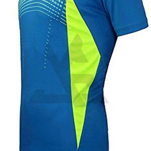 เสื้อฟุตบอลแบบกำหนดเองพร้อมเสื้อป้องกันแขนยาว มีโลโก้ หมายเลข ชื่อ แห้งเร็ว ระบายอากาศได้ดี ผลิตจากโพลีเอสเตอร์ 100% - Product Image 5