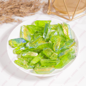 Superbes cristaux de quartz Aura miniatures de couleur verte naturelle, semi-précieux, pour la guérison, la décoration et la méditation, à prix de gros. - Product Image 1