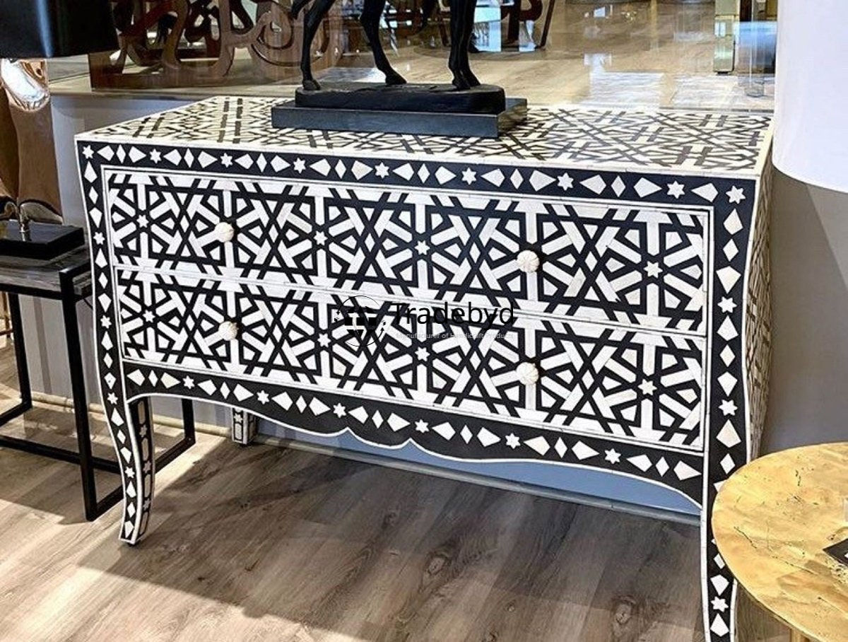 Available in different Colors