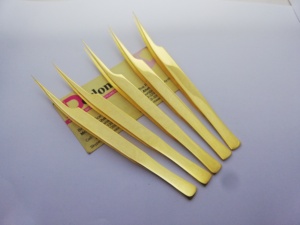 Pinzas para pestañas en forma de L, pinzas de etiqueta personalizada privada de acero inoxidable de calidad sostenible chapadas en oro para extensión de pestañas - Product Image 5