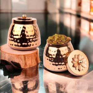 ภาชนะทรงกลมทำจากทองเหลืองแบบเรียบง่าย พร้อมฝาปิดแบบพลิก มีช้อน ทำด้วยมือ สไตล์โบฮีเมียน ปลอดภัยสำหรับอาหาร ใช้ได้ทั้งในครัวและการเดินทาง - Product Image 2