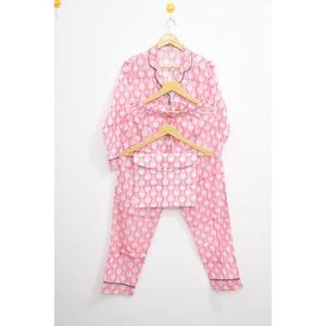 Conjunto de Pijama de Algodón con Diseño Floral Moderno, Estampado a Mano, Ropa de Dormir Ligera para Mujer, Conjunto para Estar en Casa en Verano - Product Image 6