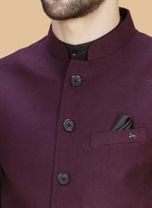 Gilet de costume pour homme de qualité supérieure, couleur marron, pour le marié, les fonctions traditionnelles, les fêtes et les événements du soir, disponible à la vente - Product Image 3