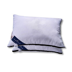 Almohada de cama de algodón OEM ODM, proveedor de fábrica de Vietnam, estructura compresible con aspecto elegante a rayas, precio al por mayor - Product Image 4