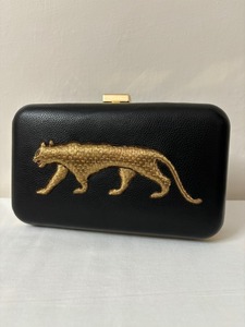 Nouvelle collection de pochettes pour femmes avec un design Jaguar fabriqué sur du cuir noir Taille 8x5 Sac de pochettes pour femmes à vendre à l'exportation - Product Image 5