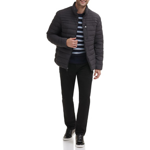 Veste à capuche matelassée basique pour hommes, vêtements d'extérieur matelassés simples et élégants, vêtements de mode d'hiver chauds - Product Image 5