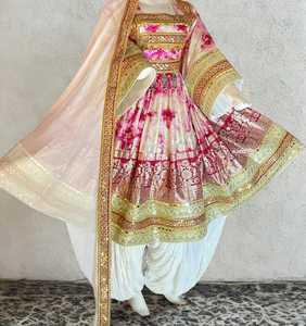 Robe ethnique vintage à manches longues en mousseline de soie brodée traditionnelle afghane pour filles de haute qualité en gros - Product Image 5