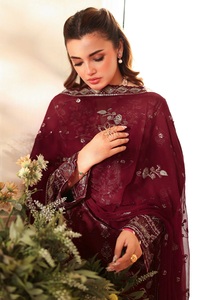 Kameez shalwar ชุดผ้าไหมสไตล์ปากีสถานสำหรับผู้หญิงดีไซน์เนอร์ชื่อดัง - Product Image 5