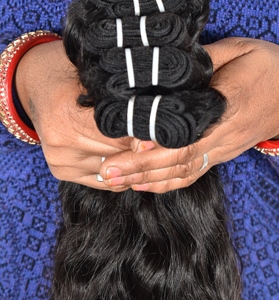 Extensiones de cabello de onda profunda de doble trama de materia prima India cutícula alineada onda del cuerpo procesamiento al por mayor extensiones de cabello humano - Product Image 4