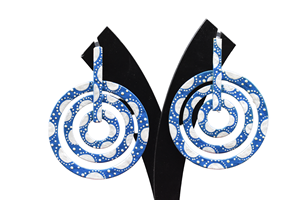 Boucles d'oreilles créoles en laiton doré mat traditionnel, style Meenakari, pour fêtes, pour filles et femmes - Product Image 2