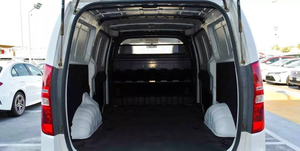 Hyundai H1 Van 2024 Blanc Propre, Occasion, Conduite à Gauche, Pick-up, Transmission Manuelle R17, Sièges en Tissu, Bluetooth, Diesel - Product Image 6