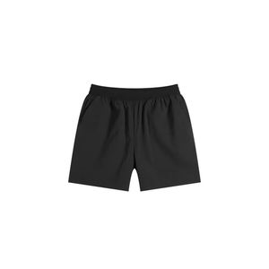 Short athlétique noir minimaliste pour un confort quotidien et des performances avec taille élastique et poches latérales pour plus de commodité - Product Image 1