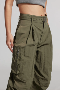 Pantalones Cargo Holgados de Pierna Ancha para Mujer, Estilo Urbano, con Bolsillos Grandes, Cierre con Cordón, Resistentes al Viento y Ecológicos para Invierno - Product Image 5