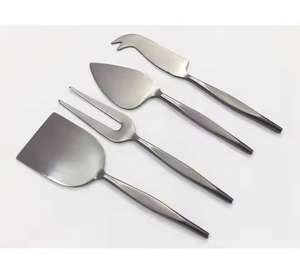 Couverts à fromage au design unique de la feuille Couteaux à fromage à beurre en acier inoxydable avec manche en métal - Product Image 4