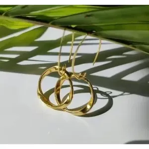 Pendientes de Aro y con Perno de Latón Chapado en Oro con Perla y Diamante - Product Image 2